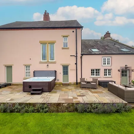 High House Cottage, In A Rural Setting With Garden, Bbq & Hot Tub Tatil Evi *