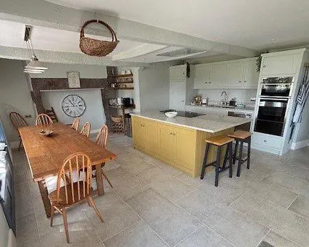 High House Cottage, In A Rural Setting With Garden, Bbq & Hot Tub